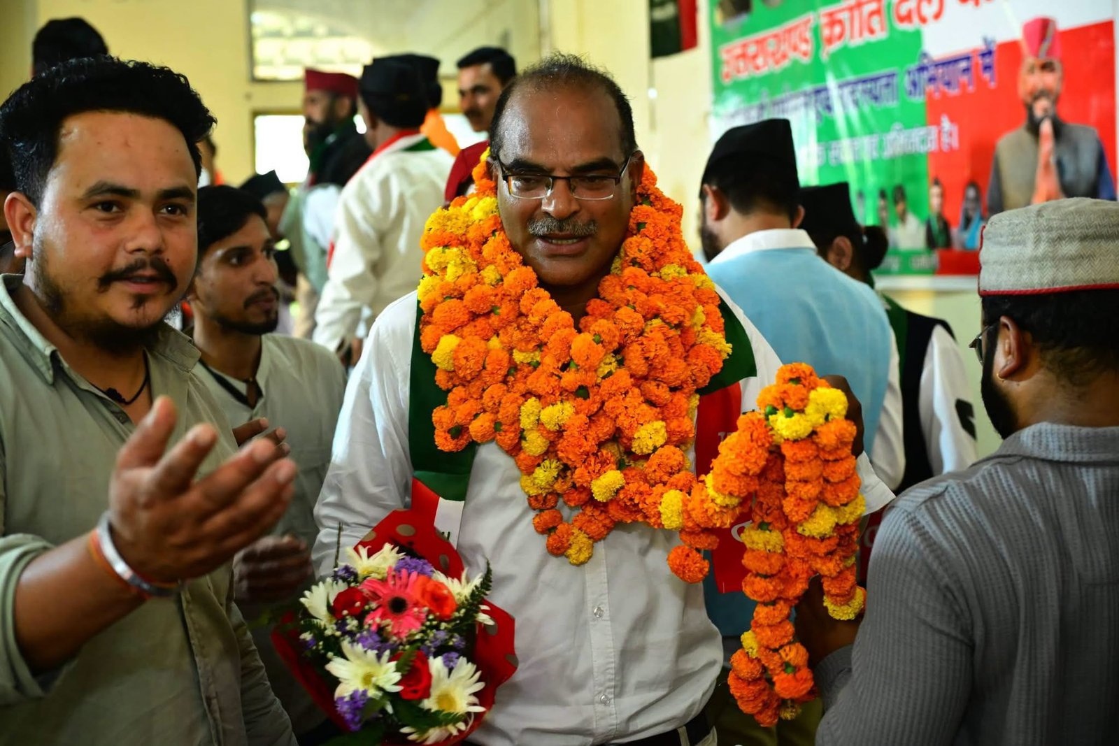 उत्तराखंड क्रांति दल को मिली नई मजबूती, कमल किशोर डिमरी सैकड़ों समर्थकों के साथ UKD में शामिल