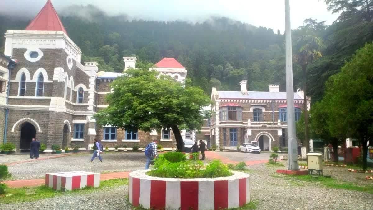 21 साल से कम उम्र में शादी पर हाईकोर्ट का अहम फैसला, विवाहित जोड़े की सुरक्षा के दिए आदेश