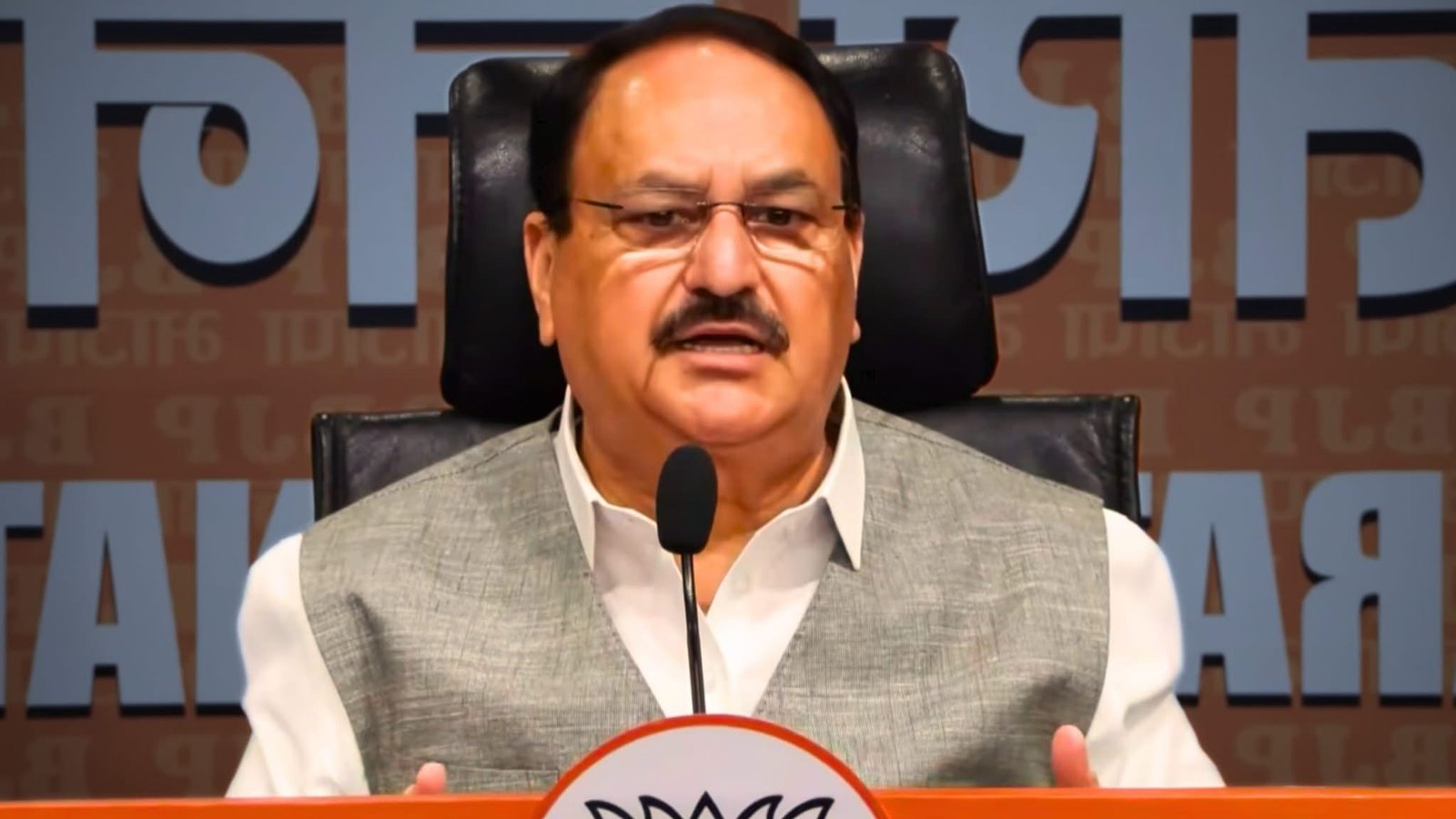जेपी नड्डा की प्रेस कॉन्फ्रेंस में शिक्षा, पेपर लीक और लाठीचार्ज पर सवाल; जवाबों में बार-बार ‘चर्चा होगी’ का ज़िक्र