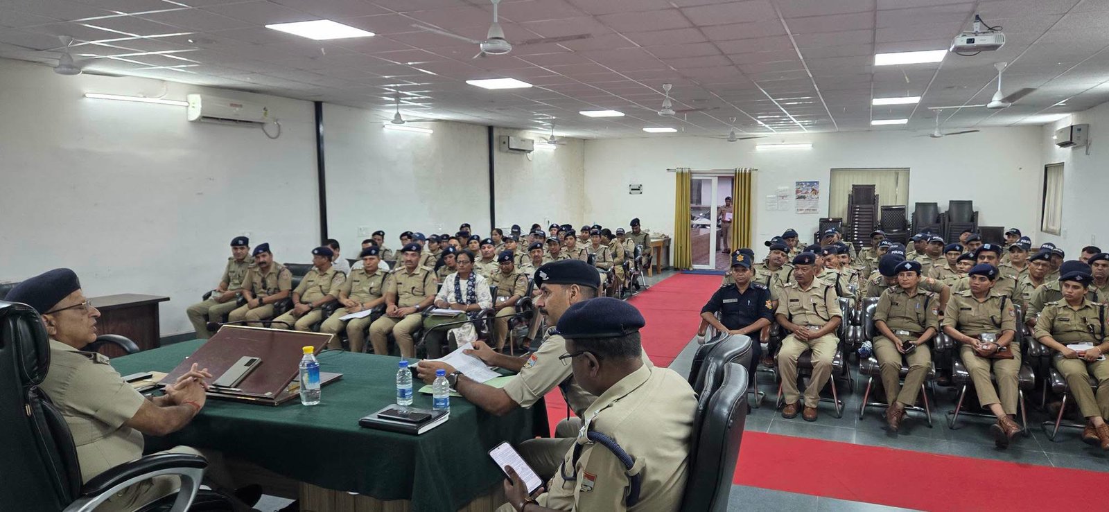 UKPSC परीक्षाओं को लेकर नैनीताल पुलिस अलर्ट, 16 केंद्रों पर 7 हजार से अधिक अभ्यर्थियों के लिए कड़े सुरक्षा इंतजाम
